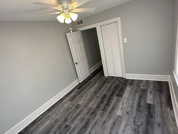 4th image of 121 N Vodges St #1