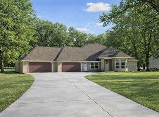 13464 Thomas Dr, Little Falls, MN 56345