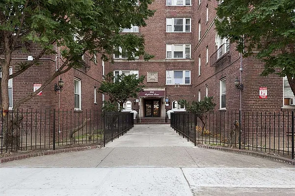 Sold by Corcoran | media 6