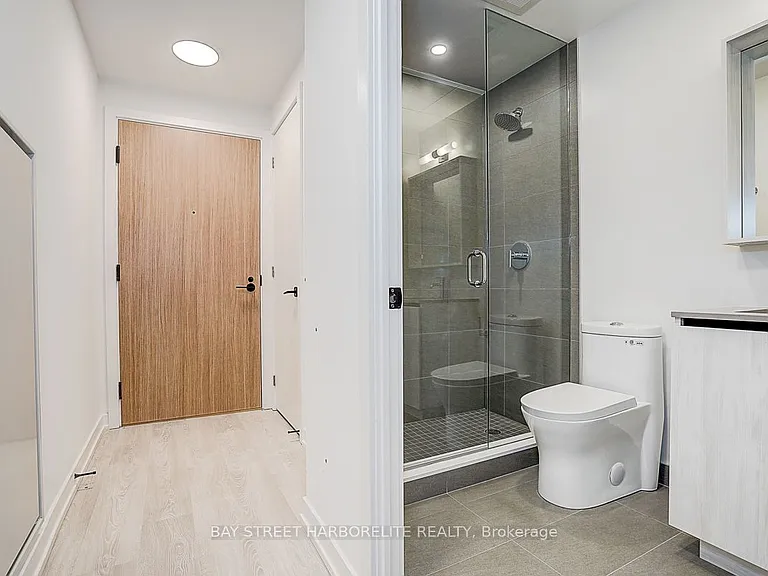 35 Parliament St #227 — Photo 12