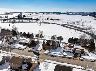 503 Dorn Dr, Waunakee, WI 53597