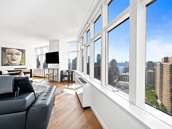 4th image of 160 W 66th St APT 28B
