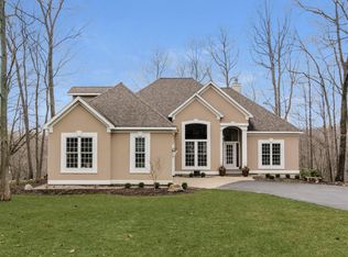 7500 Alaska Rdg SE, Alto, MI 49302