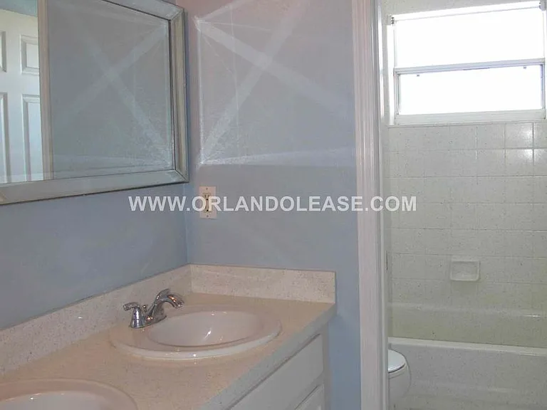 925 Torrey Pine Dr — Photo 14