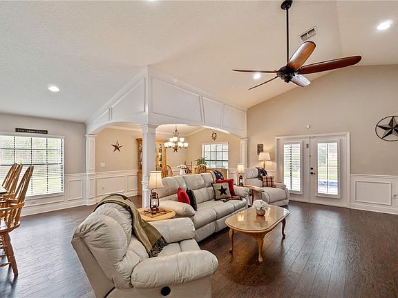 5th image of 6016 Bancroft Blvd