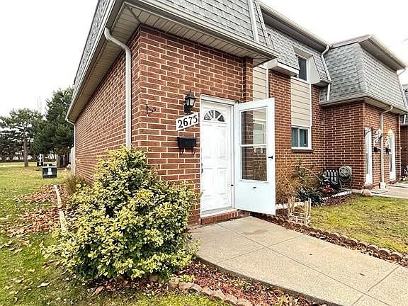 2nd image of 2675 Vine Ct