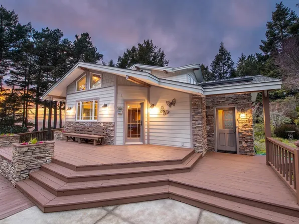 44750 Raven Meadow, Mendocino, CA 95460