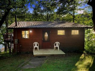 1627 Niles Ln, Centuria, WI 54824