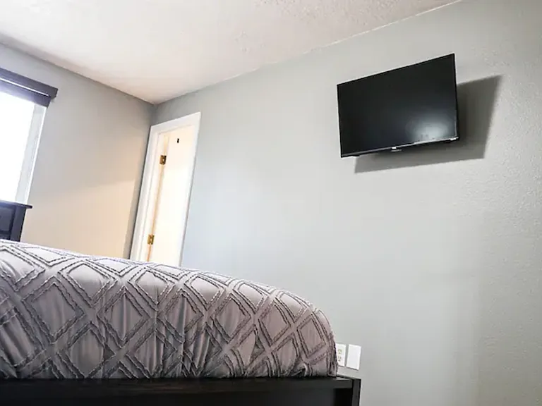3279 SW Pumice Pl — Photo 24