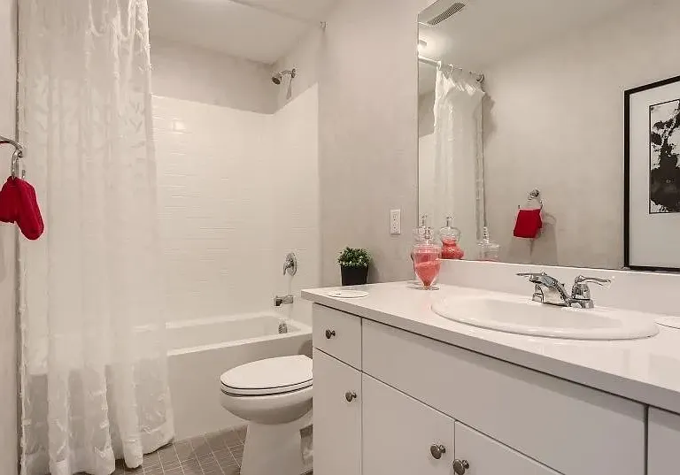 30063 Arroyo Springs St — Photo 2