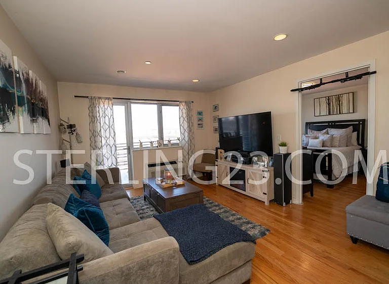 2315 Astoria Blvd #6F — Photo 10
