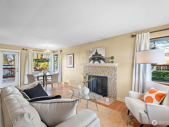 4th image of 909 N 75th Street