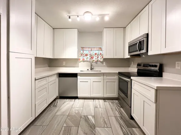 573 N SIRRINE --, Mesa, AZ 85201