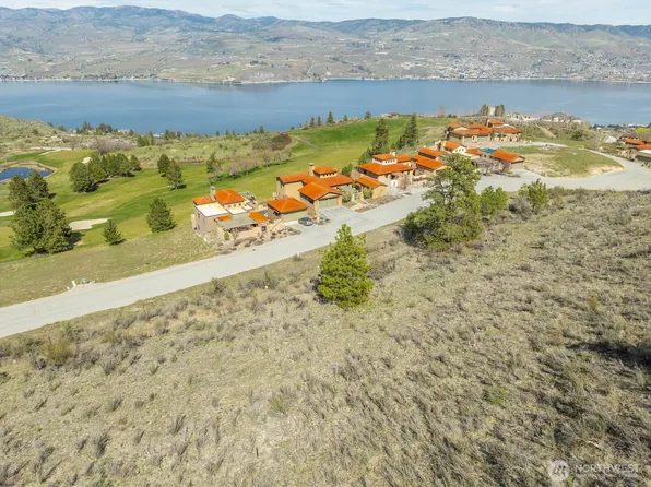 221 Bandera Way, Chelan, WA 98816
