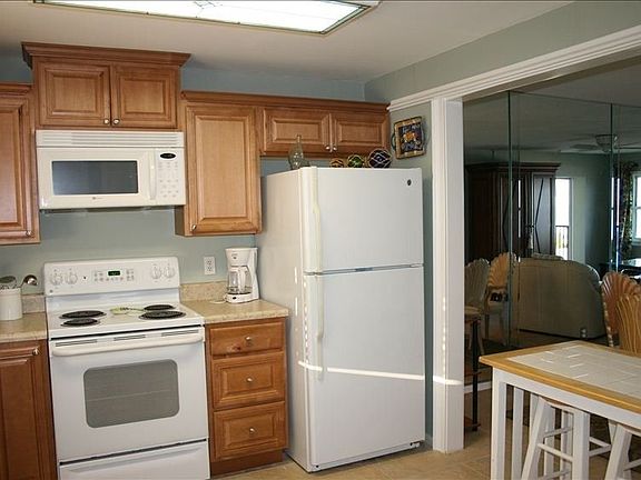 4th image of 1230 Gulf Blvd