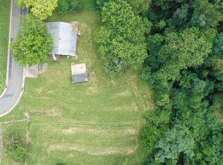 802 Mineola St, Staunton, VA 24401