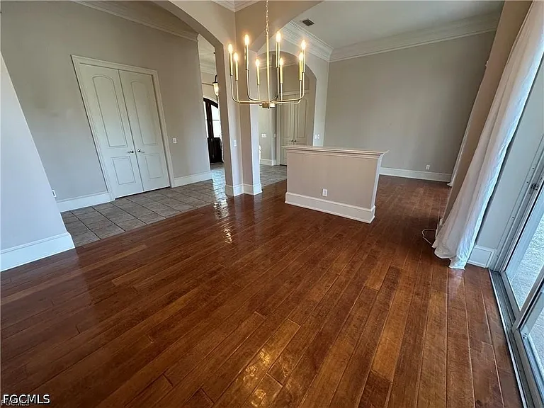 10020 Magnolia Pointe — Photo 9