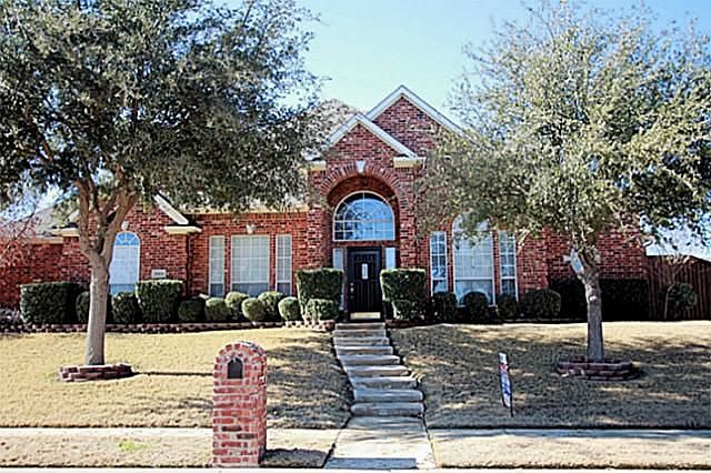 1st image of 2004 Camelot Dr