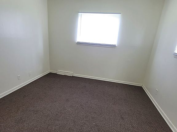 5th image of 8940 W Carmen Ave #1
