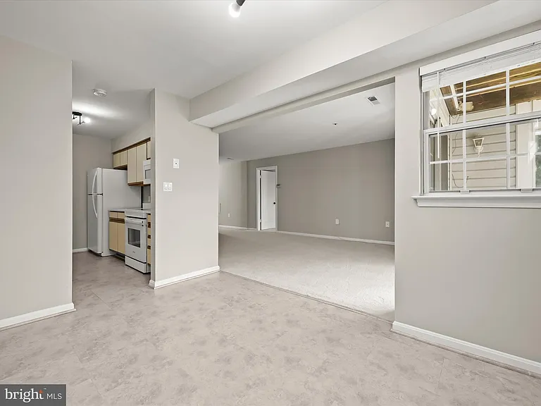 8375 Montgomery Run Rd #F — Photo 26