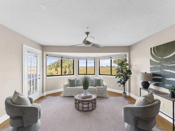 133 Marsh View Villas, Folly Beach, SC 29439