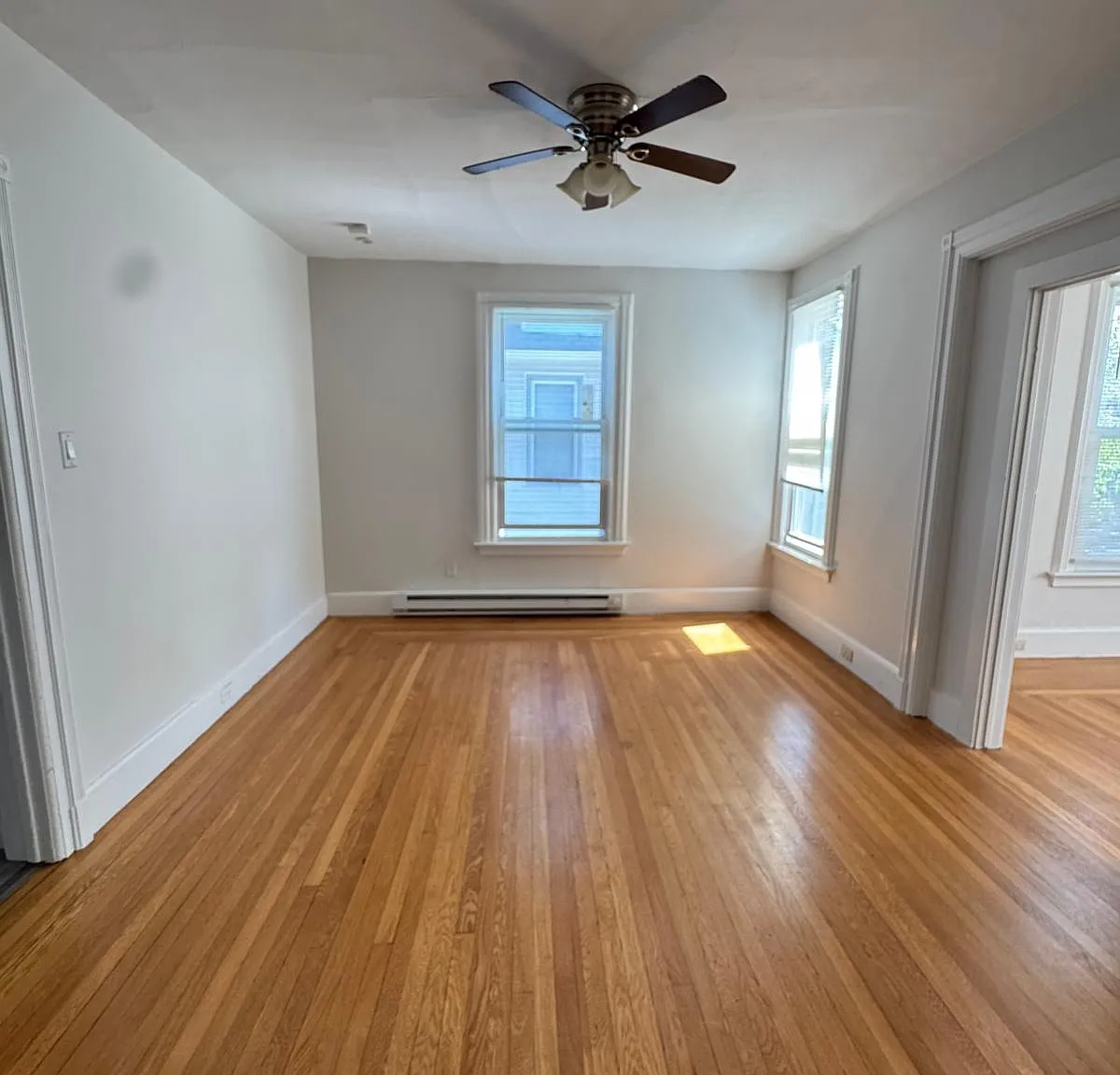 2 bed, 1200 sqft, $2,250 — Photo 4