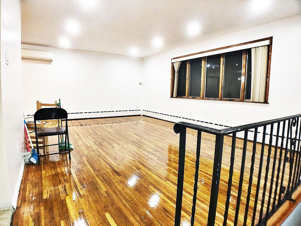 1st image of 195 Bay 41st St #2A