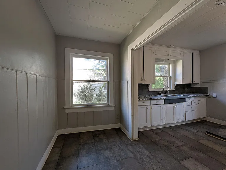 1706 McGregor Ave — Photo 13