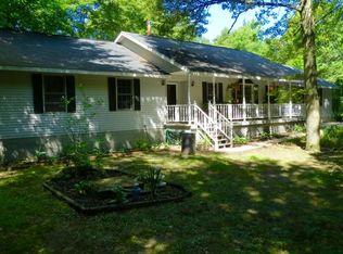 4435 Cloverville Rd, Fruitport, MI 49415