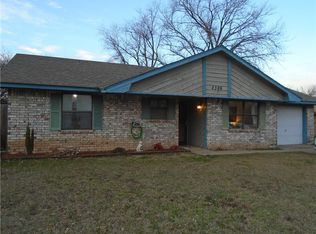 2309 Meridian Dr, Norman, OK 73071