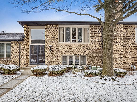 2nd image of 15412 Begonia Ct #24