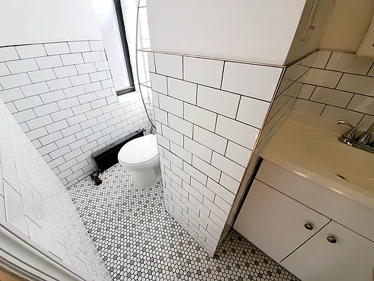 Rented by Ideal Properties Group | media 19