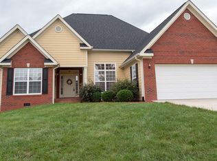 5853 Caney Ridge Cir, Ooltewah, TN 37363
