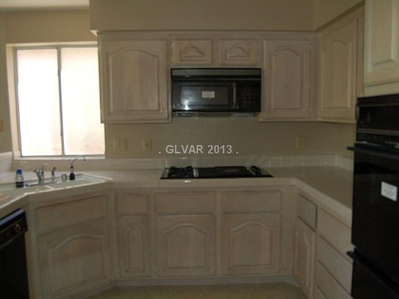 4th image of 2528 Seascape Dr