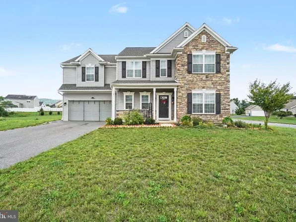 101 Blue Mountain Blvd, Carlisle, PA 17013