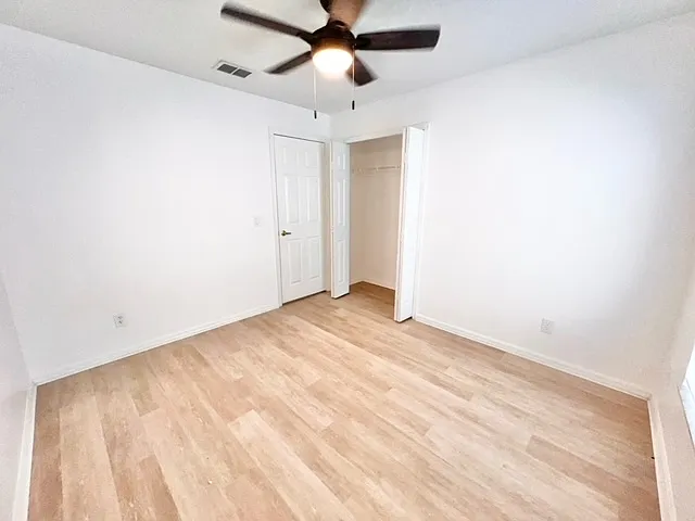 4403 Brookdale Ct — Photo 16
