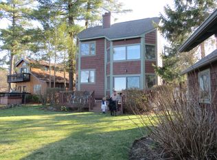 25 Dixie Rd, Coventry, RI 02816