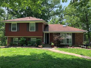 3202 Pin Oak Dr, La Grange, KY 40031