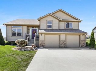 811 W Jack St, LONE JACK, MO 64086