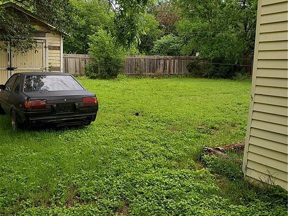 5th image of 655 Marquette Dr