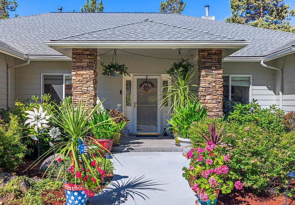 10046 Dowitcher Rd, Klamath Falls, OR 97601 | Zillow