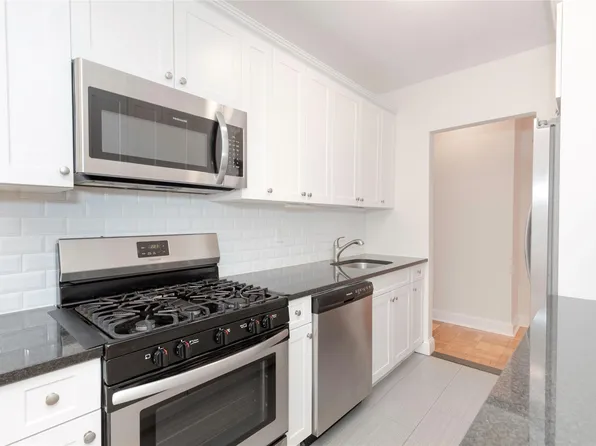 3 SADORE LANE #1Y, Yonkers, NY 10710