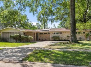 8262 Gladewood Dr, Baton Rouge, LA 70806