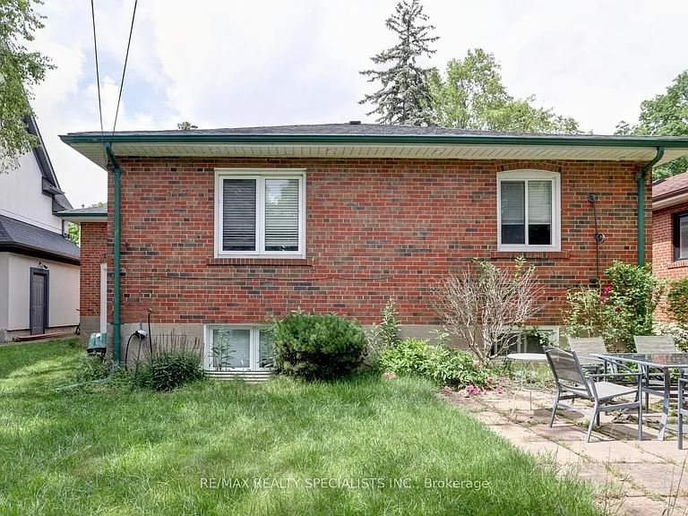 43 Firwood Cres — Photo 19