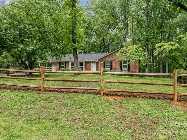 240 Hidden Hut Rd, Salisbury, NC 28147