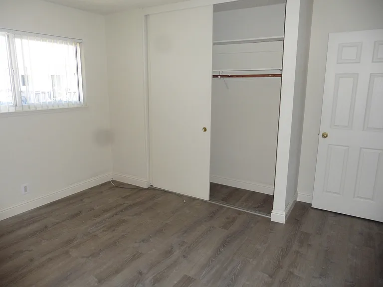 200 Avery Ln #6 — Photo 8