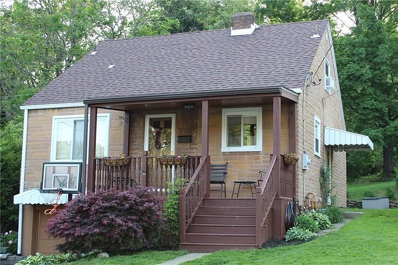 Welcome to 2315 Kingwood Street!