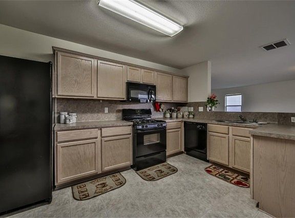 4th image of 19838 Mallard Point Ct