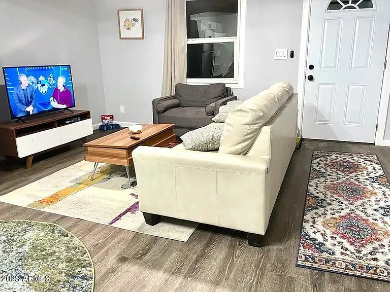 1808 E Yale St #3 — Photo 2