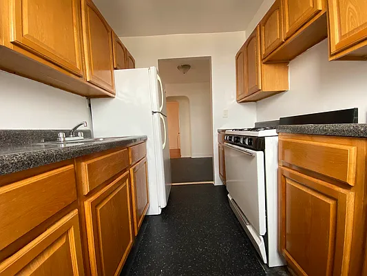 Rented by Lang Realty LLC | media 15